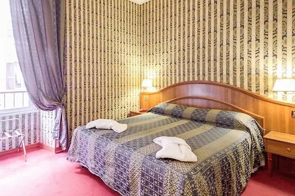 Otel Invictus 3*