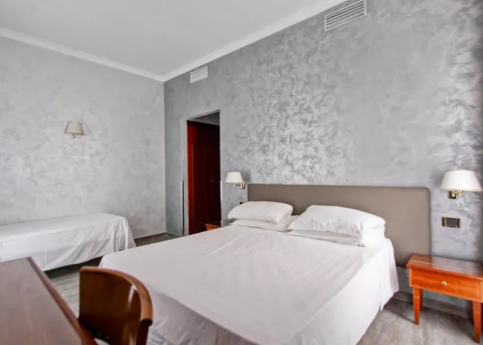 Otel Invictus